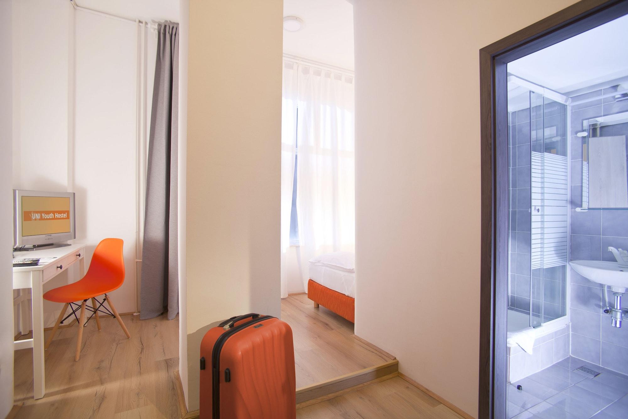 B&B Hotel Maribor Uni Hostel 외부 사진