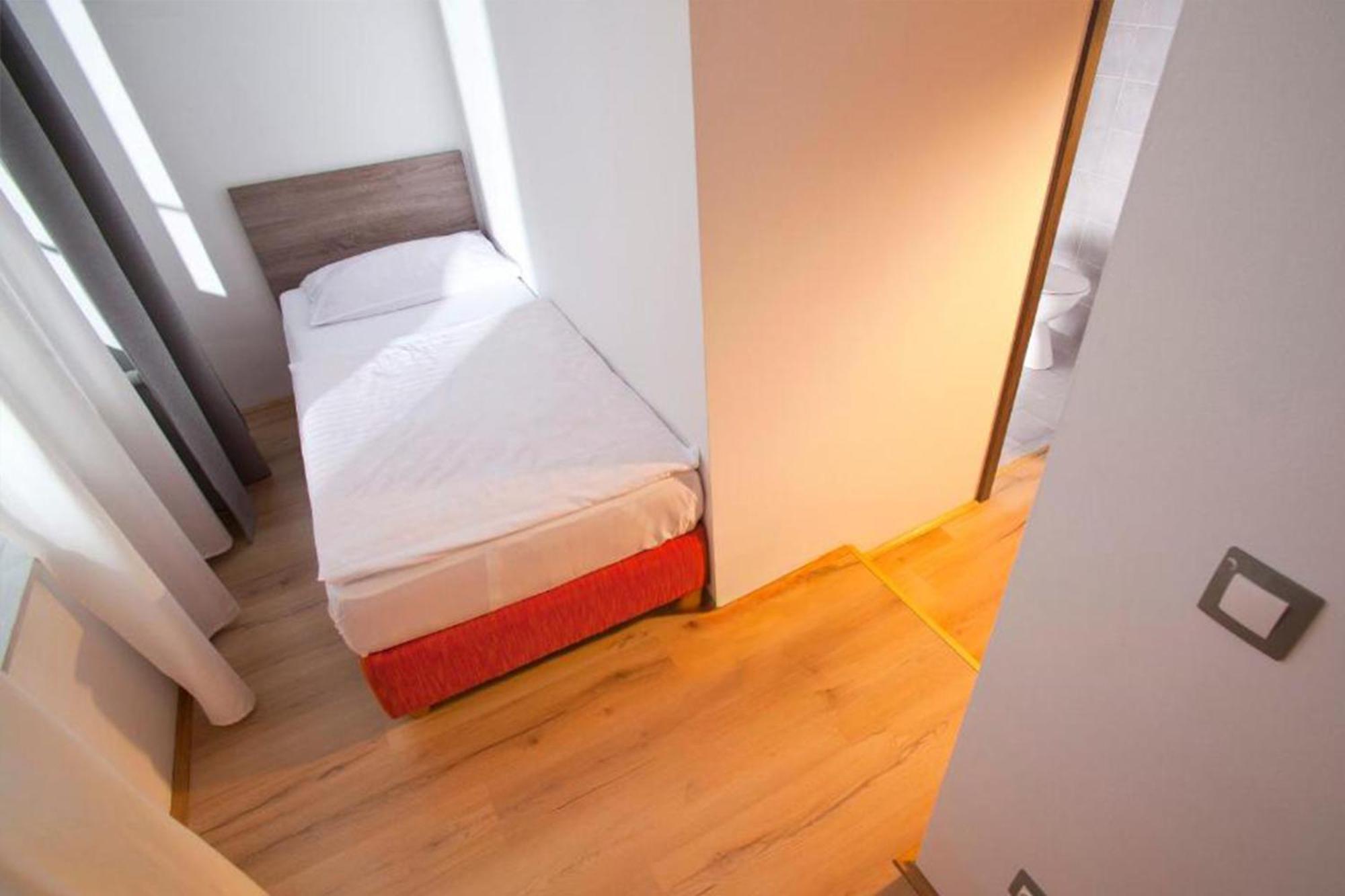 B&B Hotel Maribor Uni Hostel 외부 사진