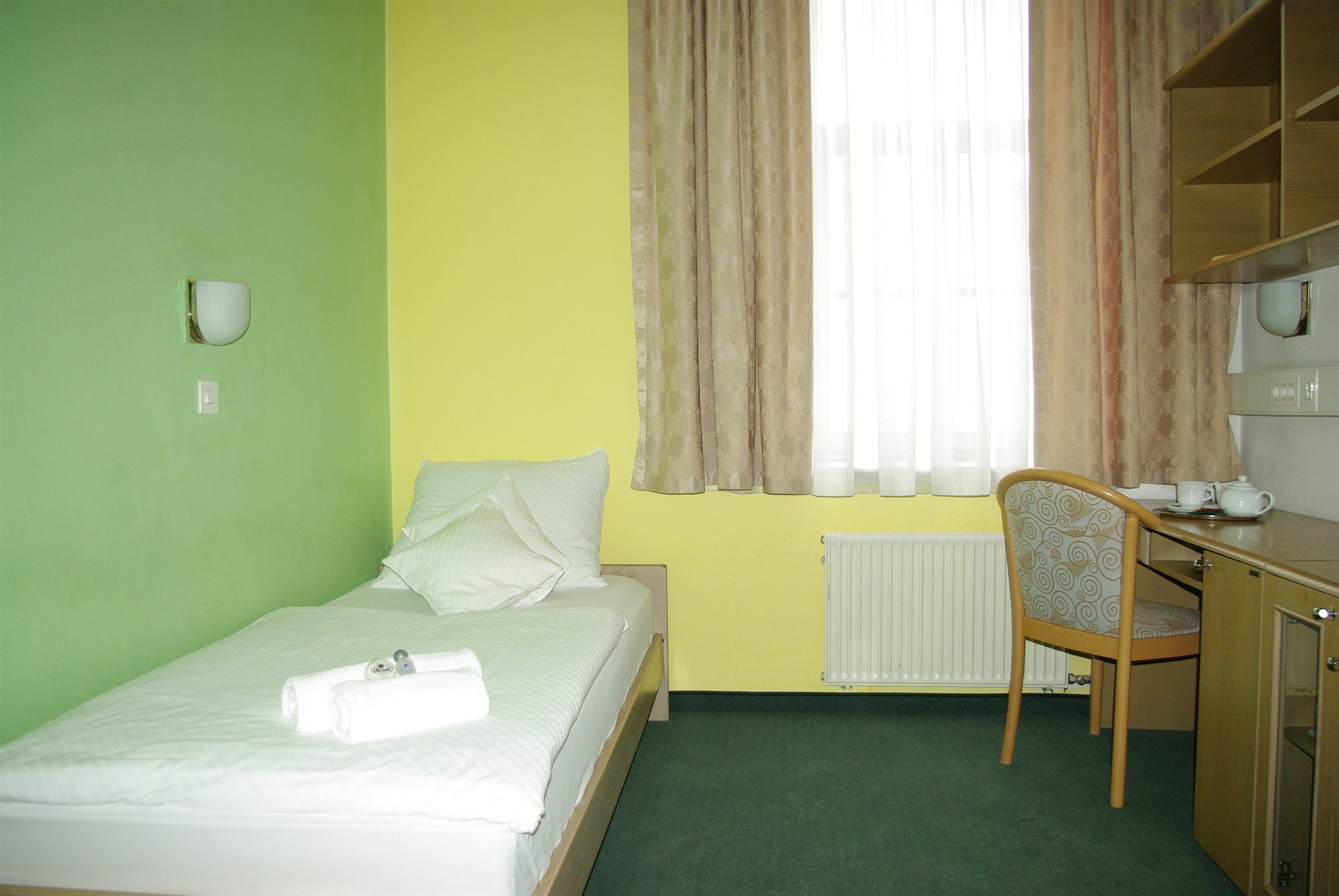 B&B Hotel Maribor Uni Hostel 외부 사진